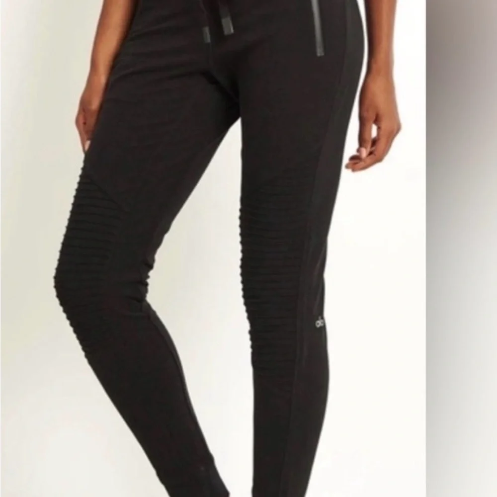 Alo motto joggers - Picture 2 of 13